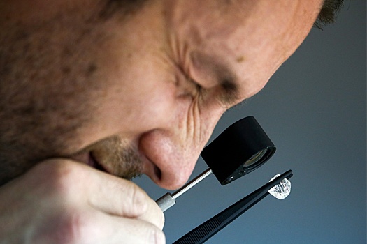 Снижение цен на алмазы меняет цепочки поставок драгоценных камней