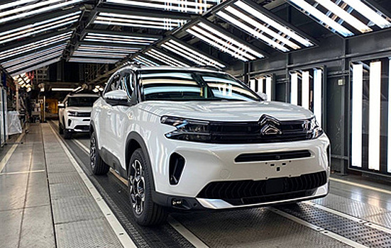 В Калуге запустили серийное производство кроссоверов Citroen на заводе "ПСМА Рус"