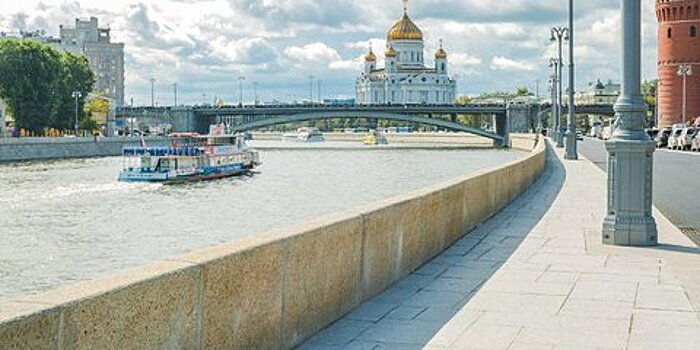 Движение по Большому каменному мосту перекроют на час утром 25 августа для съемок фильма