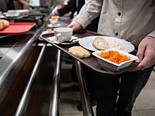 Повар с туберкулезом кормил учеников российской школы