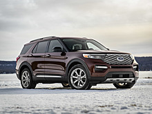 Новый Ford Explorer: заднеприводная платформа и вертикальный планшет