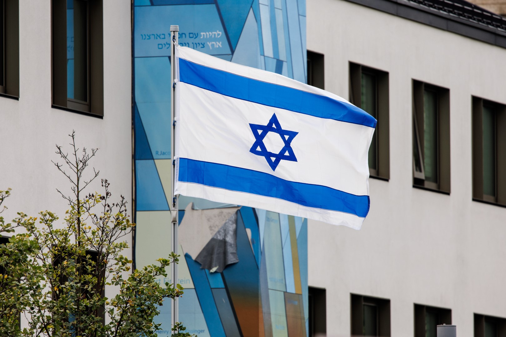 Израиль и ХАМАС начнут переговоры в Каире