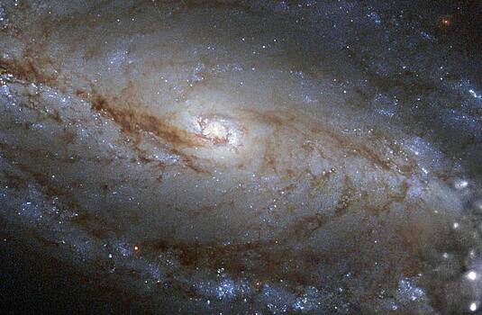 «Хаббл» сделал снимок спиральной галактики