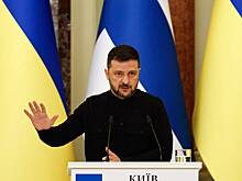 Зеленский не выпустил на похороны отца зарезанной в США украинки