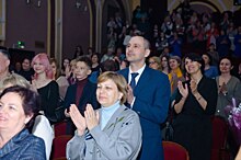 Денис Паслер поздравил театральное сообщество региона с Международным днем театра