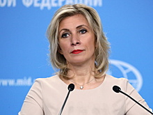 Захарова ответила на вопрос Карлсона о предвзятости The Wall Street Journal