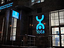 Анонсированы сроки начала продаж YotaPhone 3 в России