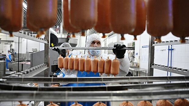 Врач Атаманова: колбасу можно заменить ветчиной из индейки или запеченным мясом