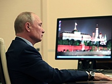 «Будущее — в ваших руках»: Путин записал обращение