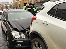 В России предложили маркировать автомобили лихачей специальной наклейкой