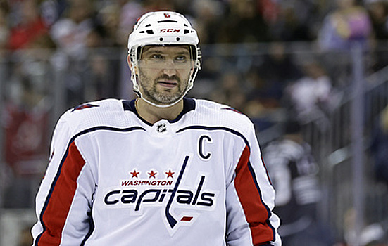 Овечкин вышел на второе место по количеству матчей в НХЛ среди россиян, догнав Гончара