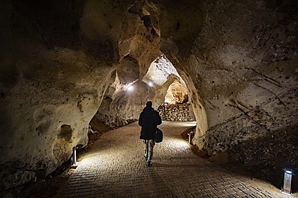 Древнюю пещеру открыли для туристов в Крыму