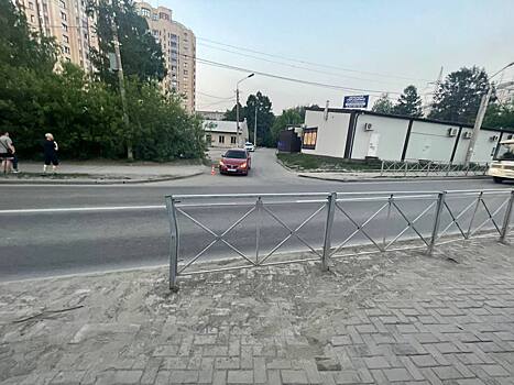 В Новосибирске 16-летний подросток попал в больницу после наезда автомобиля