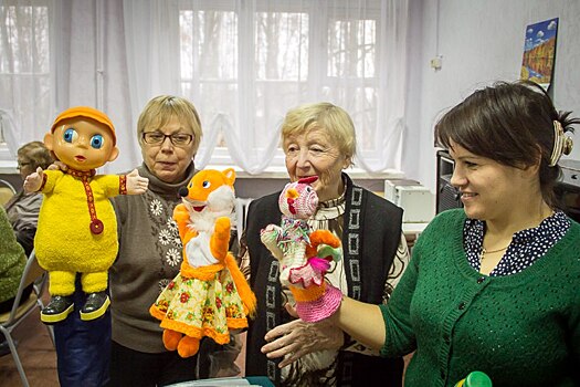 Кукольный театр пожилых людей в Гатчине просит помощи в подготовке спектаклей