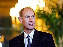 Брат Карла III прокомментировал связи британской королевской семьи с Эпштейном