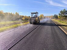 На дороге Слободской – Нагорск укладывают новый асфальт