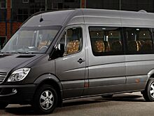 Человек без рук и ног управляет переделанным фургоном Sprinter