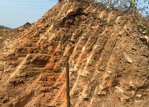 Тайцы нашли древний 1 000-летний храм во время прокладки рельсов