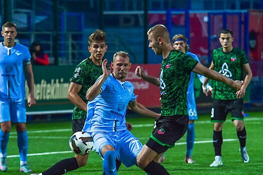 «Челябинск» упустил победу над «Нефтехимиком» в матче 7-го тура Первой лиги
