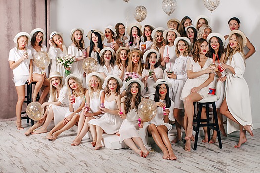 Покрасили 1,5 тысячи девушек, подстригли Гудкова и Feduka: чем гордятся лучшие салоны красоты города