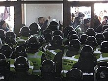 Привет Тимошенко от Порошенко. Зачем националисты штурмовали Житомирскую облраду