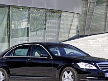 Новый бронированный Mercedes S-Class Guard показали на шпионских снимках