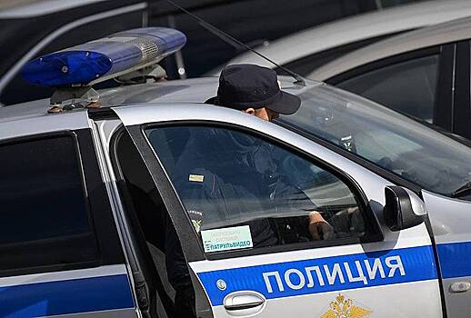 Мужчину с ножом задержали после угроз полицейским и жильцам дома на северо-востоке Москвы