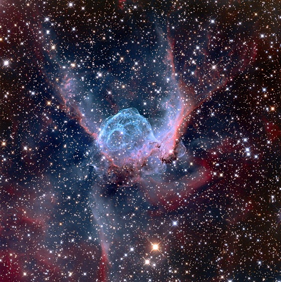 Туманность NGC 2359 (Шлем Тора)