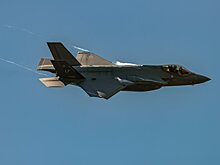 Армия США ударила по авиабазе хуситов в Сане