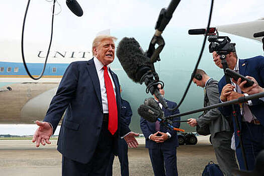 Политолог Дудаков назвал блефом новый ультиматум Трампа о 10-12 днях