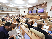 Свердловским педагогам, обучающим детей-инвалидов, повысят зарплату