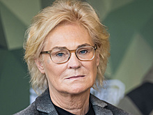 Министр обороны ФРГ подала в отставку