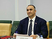 Сенатор Ахмадов предложил увеличить квоту в вузах для оманских студентов
