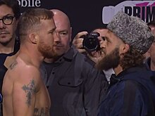 Джастин Гейджи победил Рафаэля Физиева в соглавном бою UFC 313
