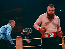 «Покажу мощь русских кулаков». Дацик пригрозил Монсону перед боем в Москве