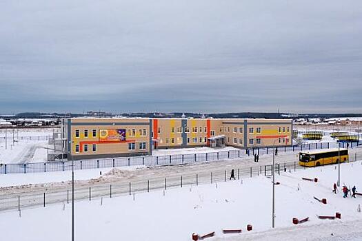 В селе Фролы Пермского района открылся новый детский сад «Галактика» на 350 мест