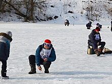 Орловские рыбаки закрыли сезон «твёрдой воды» в Жидком