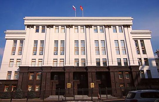 Руководство Челябинской области потратит 55 миллионов рублей на приобретение 25 автомобилей