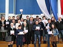 Молодые семьи Томпонского района получили субсидии на жилье