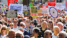 В Великобритании проходят демонстрации против приостановки работы парламента