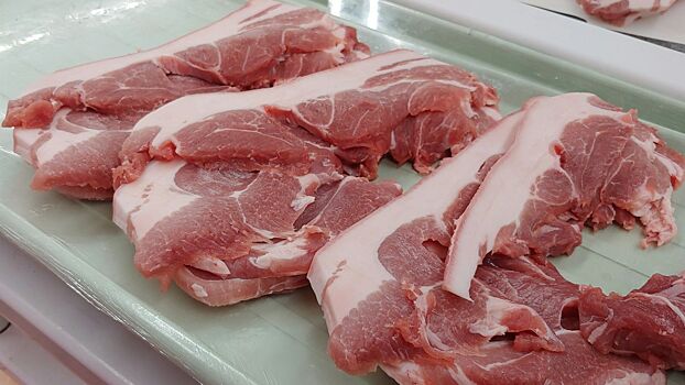 Назван срок начала поставок свинины из России в Китай