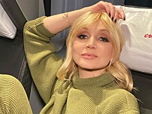 «‎Потанцуем?» Кристина Орбакайте закружилась в «‎цыганском» кафтане и ярко-красных серьгах