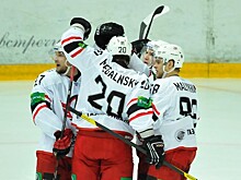 "Автомобилист" переиграл "Слован" в КХЛ