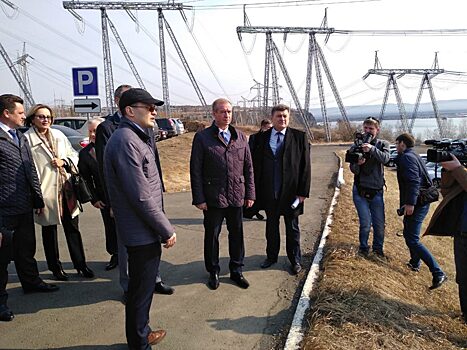 Плотину Братской ГЭС перекрывают для транспорта