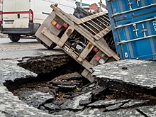 В мэрии Новосибирска объяснили тотальное разрушение дорог в апреле-2024