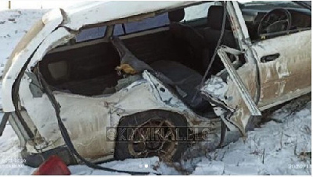 В Приамурье легковушка столкнулась с поездом: погиб человек