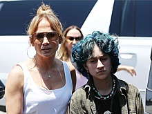 Дженнифер Лопес представила 14-летнюю дочь как небинарную персону