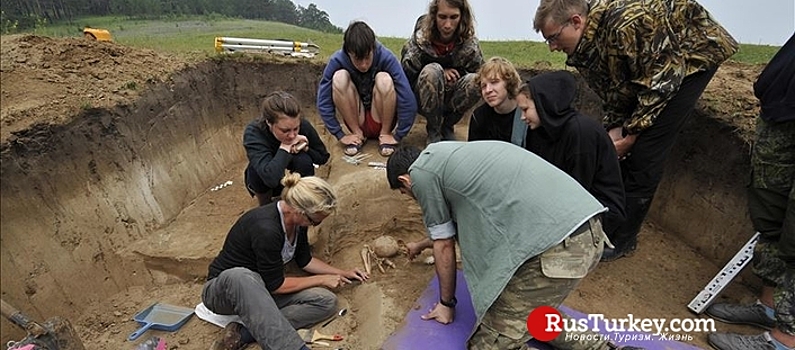 Археологи России и Турции совместно проводят раскопки в Сибири