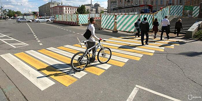 12 комплексов видеонаблюдения по фиксации непропуска пешеходов будут дополнительно установлены в Москве