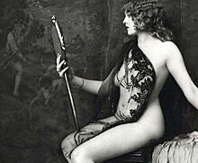 «Девушки Зигфелда»: самые сексуальные актрисы Бродвея 1920‑х годов